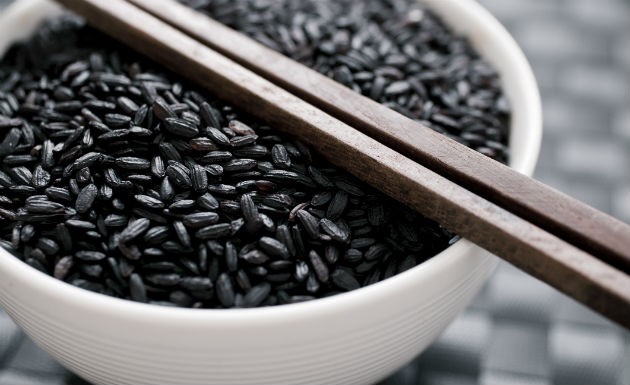 beneficios-arroz-negro