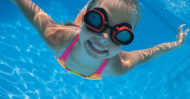 Benefícios da natação infantil