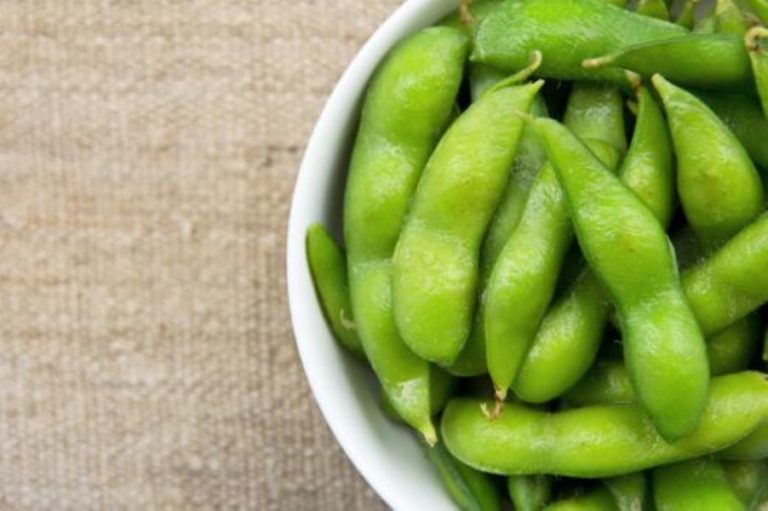 Benefícios do edamame para a saúde e boa forma