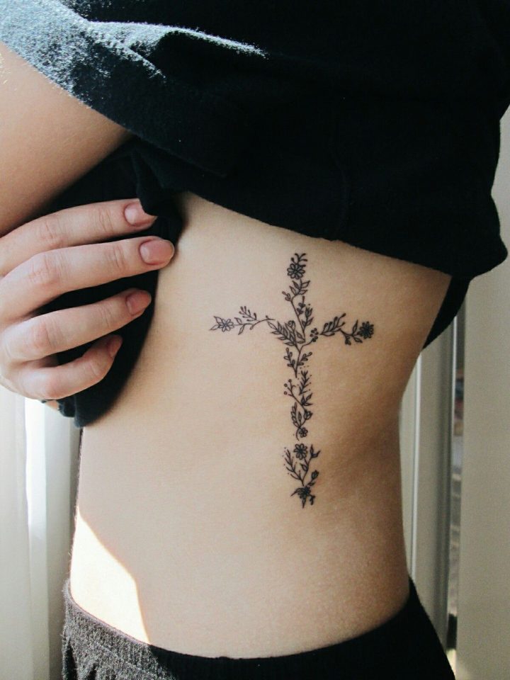 Tatuagem de cruz qual é o significado e que estilo escolher